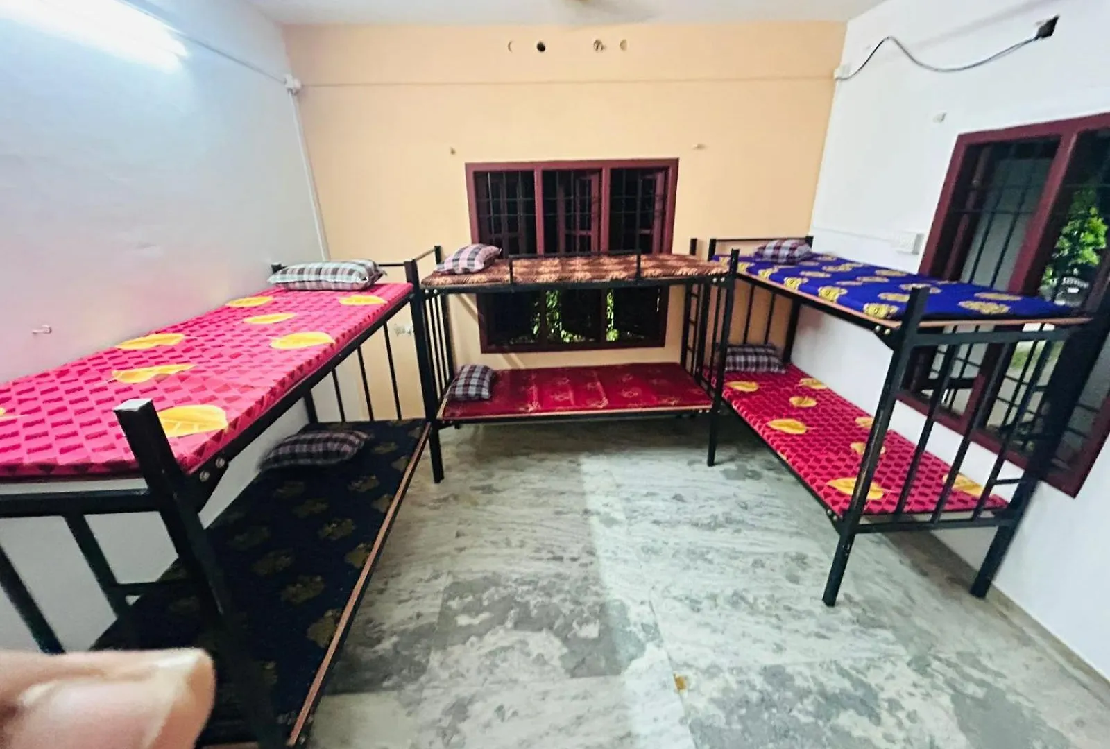 Empire Hostel Kochi